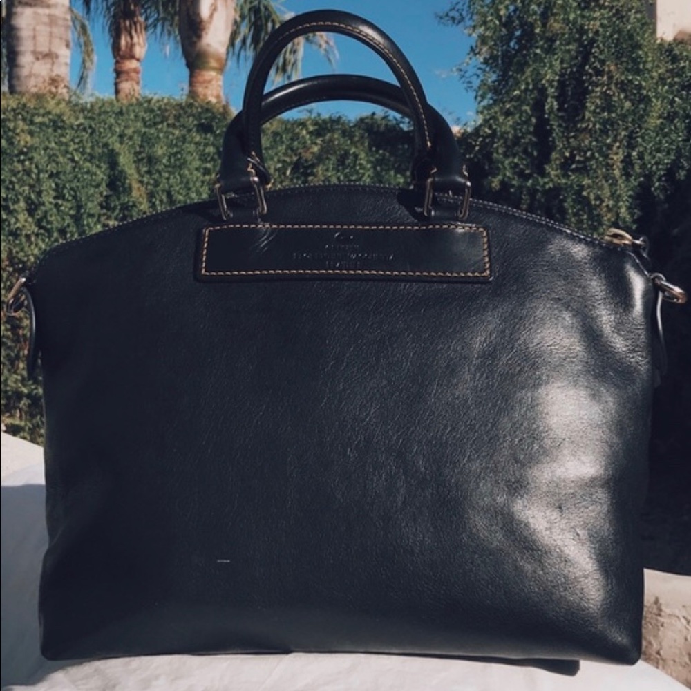 Dooney and Bourke purse